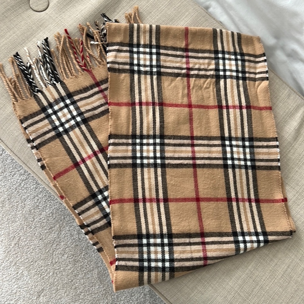 Scarf!